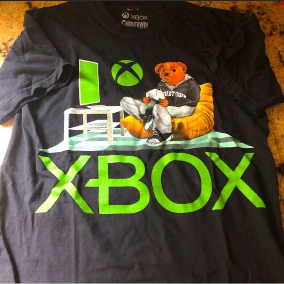 🍁 BUNDLE ONLY - 5/$15 X-box Chinatown Limited Edition Tee, Men’s/Unisex small - Picture 1 of 3